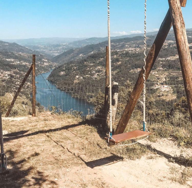 Mira Douro Valley Home มาร์โก เดอ คานาเวเซส ภายนอก รูปภาพ
