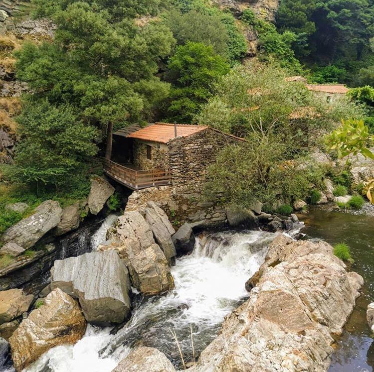 Mira Douro Valley Home มาร์โก เดอ คานาเวเซส ภายนอก รูปภาพ